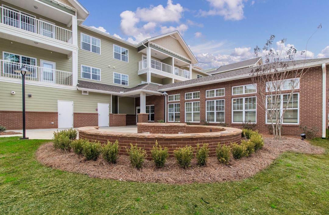 Linwood Estates Gracious Retirement Living (UPDATED) Get Pricing